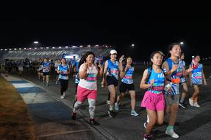 BIB: 96115, 13011, 72105, 1578, 14710
                            <button type="button" onclick="openModal(22824008)" class="btn btn-primary btn-sm float-right btn-popup" data-toggle="modal" data-target=".modal-high-quality">
                        <i class="fas fa-shopping-cart"></i> Add to Cart
                    </button>
                                            <button type="button" onclick="isThisMe(22824008, true)" class="btn btn-success btn-sm float-right btn-popup btn-isme hidden" data-toggle="tooltip" data-placement="bottom" title="นี่คือรูปของคุณใช่ไหม คลิกที่นี่เพื่อเอาเข้าอัลบั้ม">
                        <i class="fas fa-plus"></i> Add to album
                    </button>
                    <button type="button" onclick="isThisMe(22824008, false)" class="btn btn-warning btn-sm float-right btn-popup btn-isnotme hidden">
                        <i class="fas fa-ban"></i> Remove from album
                    </button>